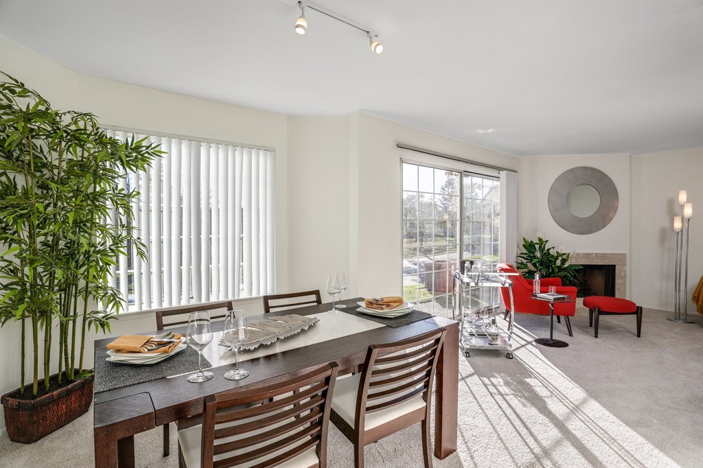 Aldingbrooke Apartments, 6350 Aldingbrooke Circle Road, West Bloomfield, MI RentCafe